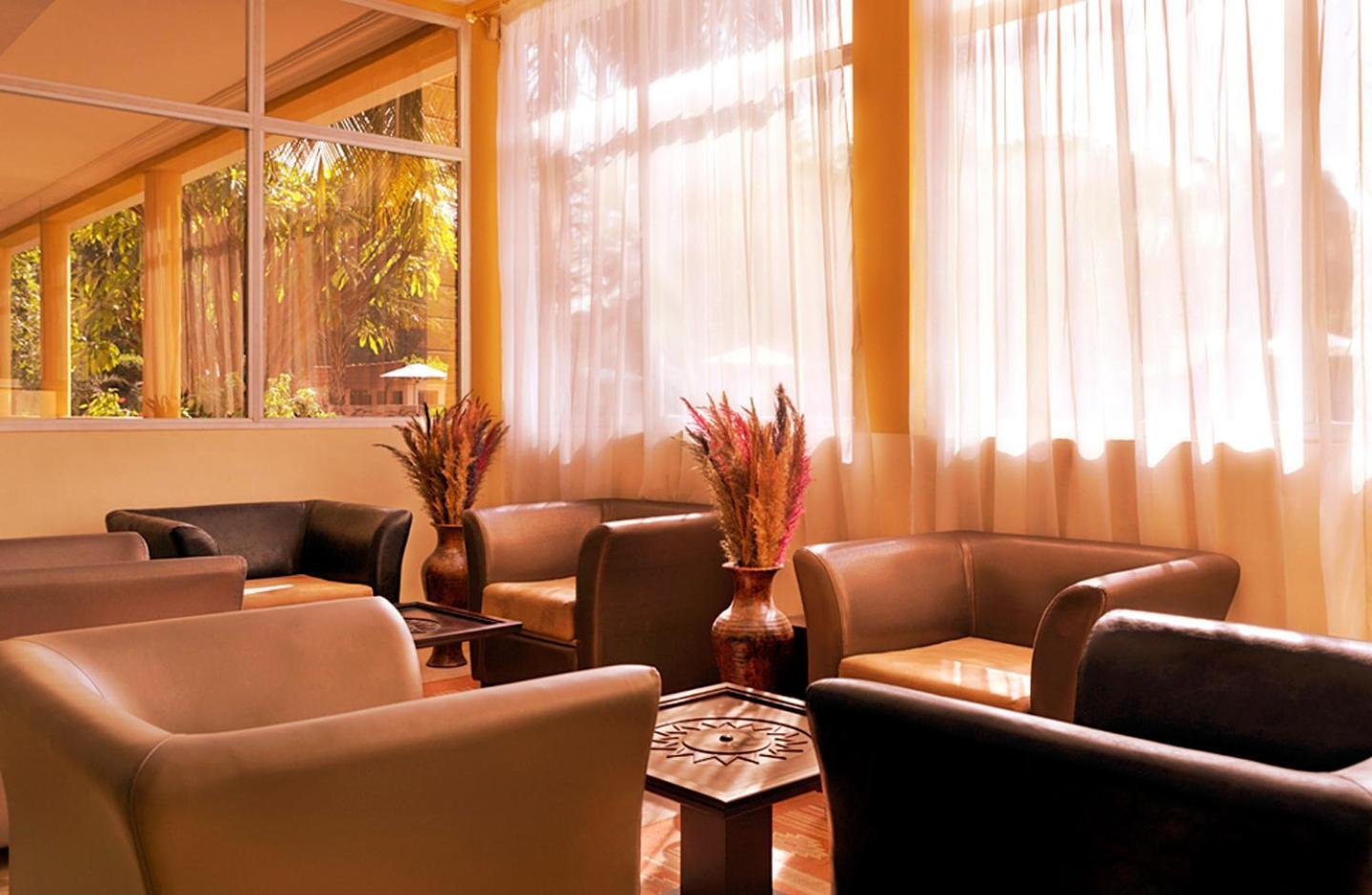 Dunia Hotel Bamako Centre Екстер'єр фото