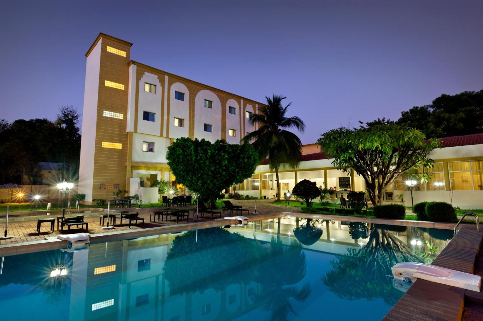 Dunia Hotel Bamako Centre Екстер'єр фото